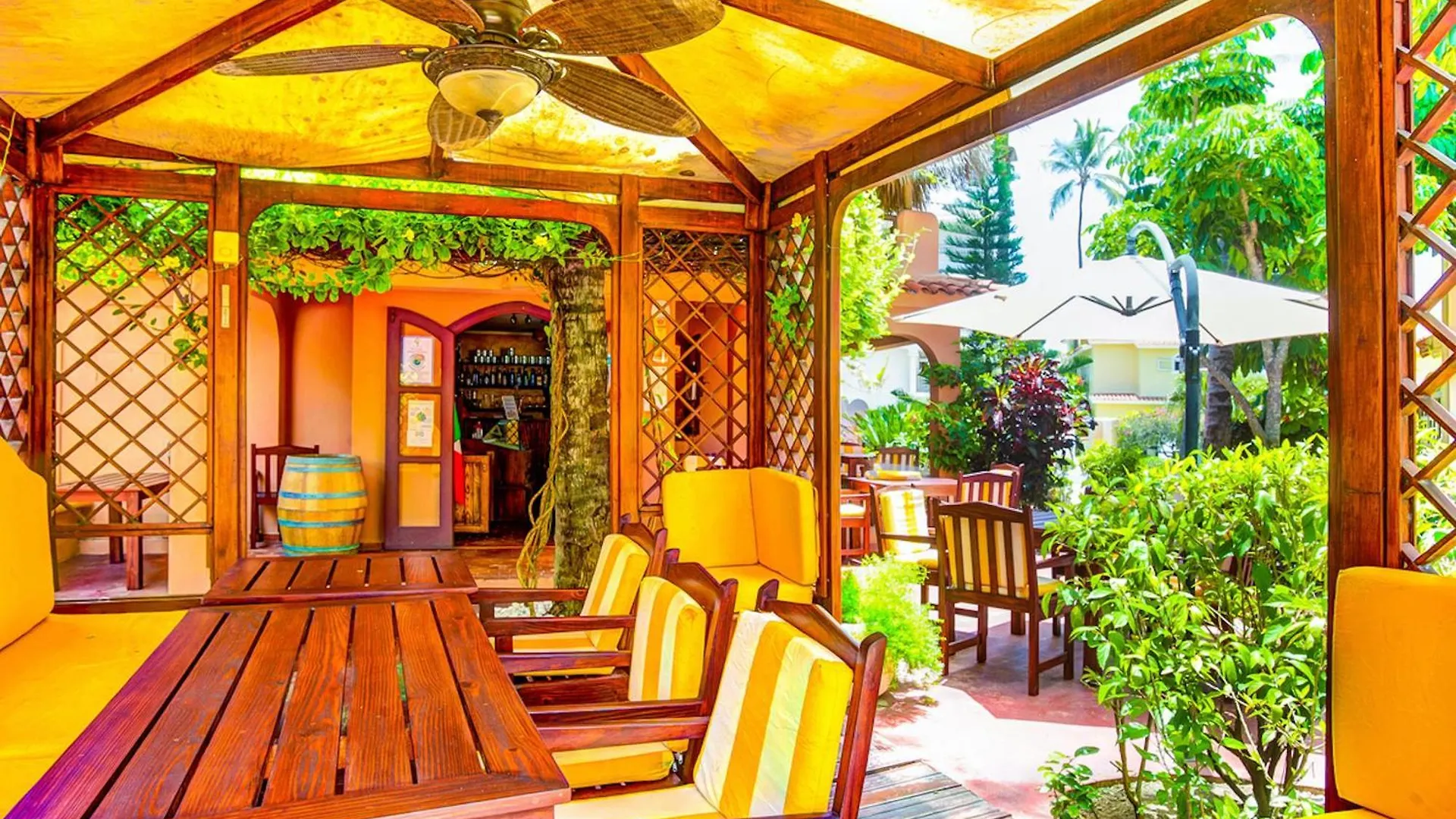 מלון דירות פונטה קאנה Aventura Studios And Suites - Los Corales Beach - Good Location With Many Restaurants
